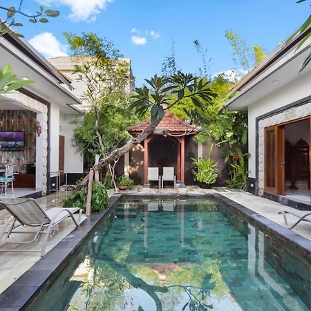 Boutique Villa Grace サヌール 部屋 写真